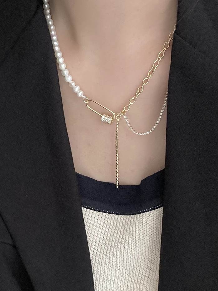 Collar minimalista con borlas de perlas de agua dulce de plata de ley 925