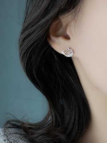 Boucle d'oreille baleine Dainty en argent sterling 925 avec oxyde de zirconium