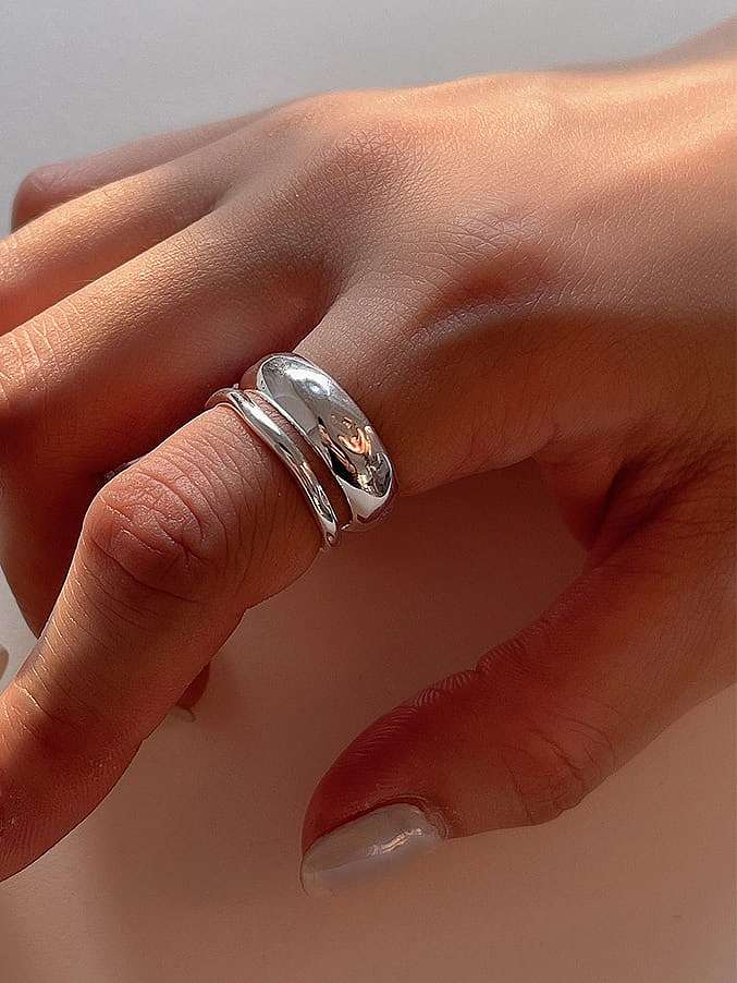Unregelmäßiger, minimalistischer, stapelbarer Ring aus 925er Sterlingsilber