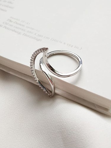 925 Sterling Silver Cubic Zirconia Irregular Minimalist Streamer Design Midi Ring