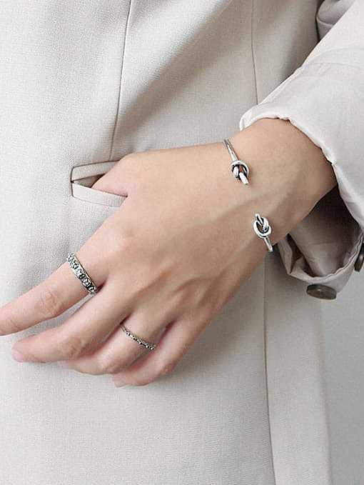 S925 Sterling Silver Personnalisé Vintage Double Noeud un Coeur Noeud Bracelet Manchette Minimaliste