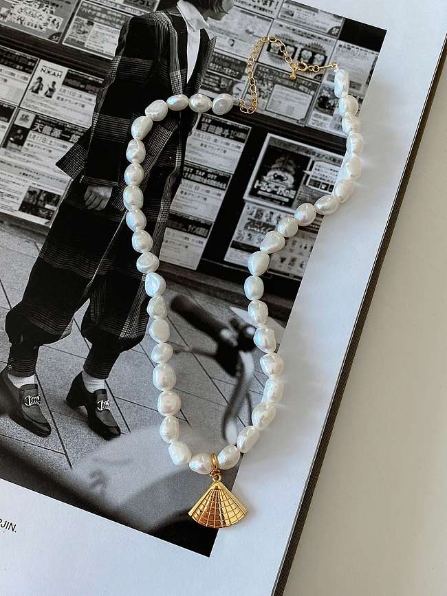 Collar de triángulo con colgante de perlas étnicas de agua dulce de plata de ley 925