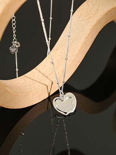 Minimalistische Lederanhänger-Halskette mit Herz aus 925er Sterlingsilber