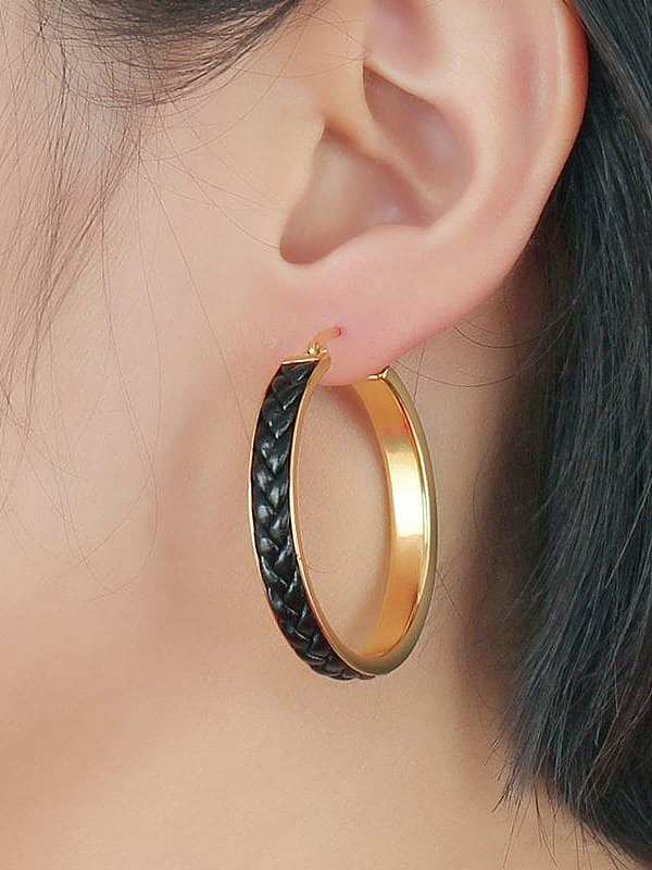 Boucles d'oreilles clip en titane en cuir artificiel plaqué or exquis