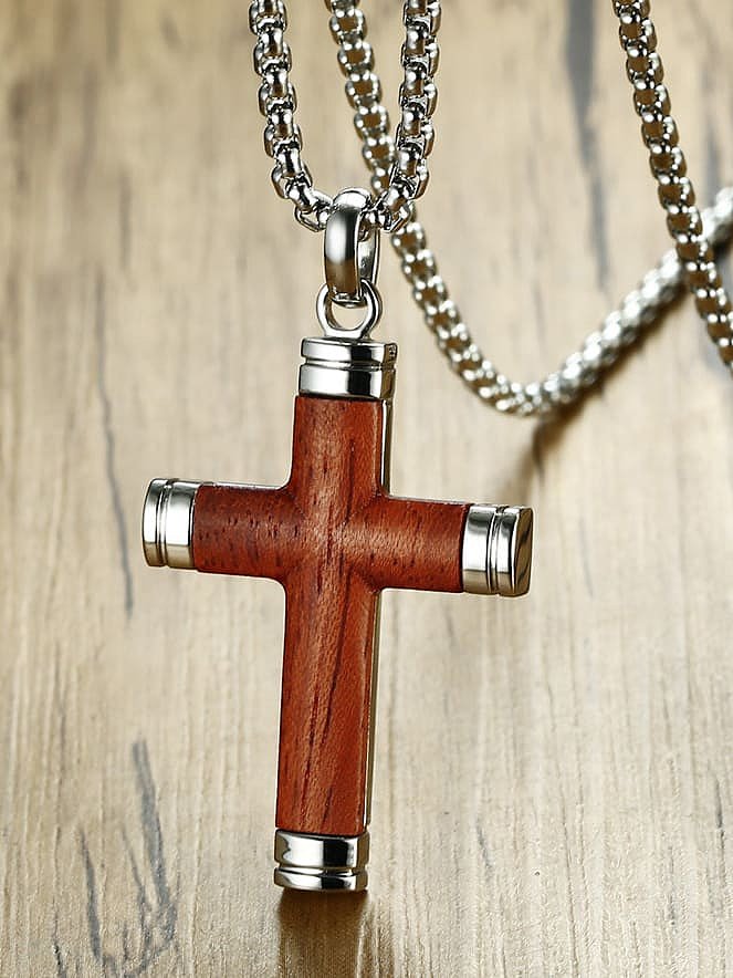 Collier Religieux Minimaliste Croix en Bois de Titane