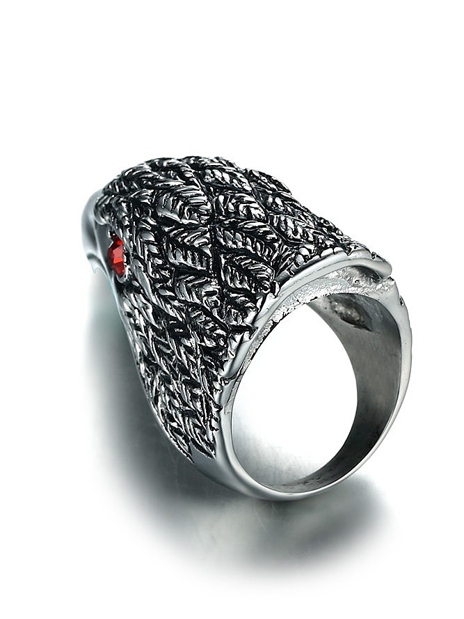 Exquisite Eagle Shaped Red Rhinestone Titanium Ring