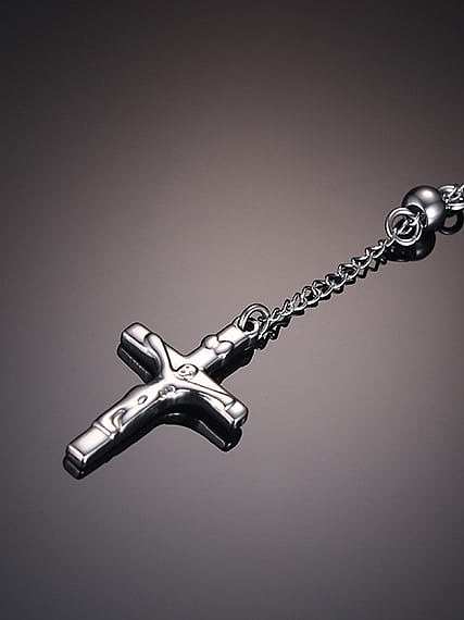 Chaîne de chandail en acier inoxydable en forme de croix exquise