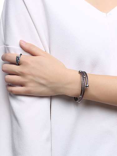 Exquisite Multi-gold Plated Geometric Shaped Titanium Two Pieces Jewelry Set