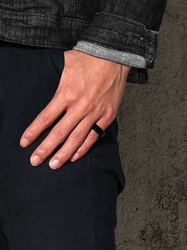 Titanium Steel Smooth Geometric Minimalist Band Ring