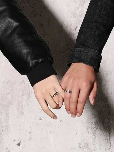 Fashion Footprints Shaped Stainless Steel Rhinestone Couple Ring