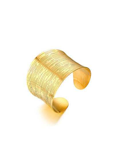 Luxuriöser, vergoldeter Titan-Armreif mit offenem Design