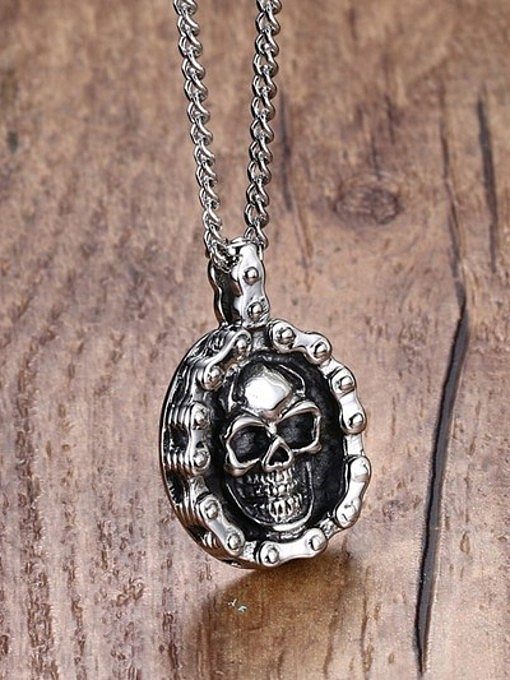 Personality Skull Shaped Stainless Steel Pendant