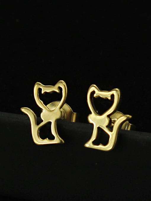 Aretes de titanio chapados en oro con forma de gato de dibujos animados