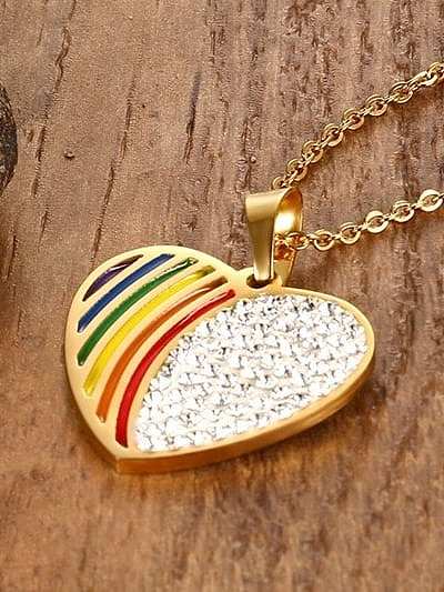 Creative Gold Plated Heart Shaped Rhinestone Pendant