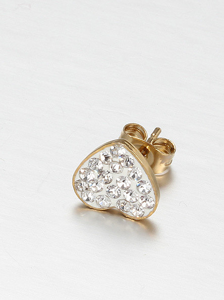 Aretes de diamantes de imitación en forma de corazón chapados en oro que combinan con todo