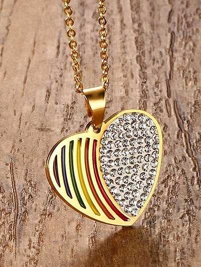 Creative Gold Plated Heart Shaped Rhinestone Pendant