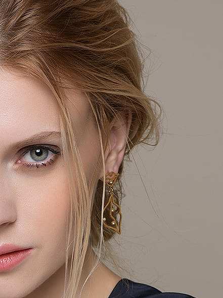 Personality Leaf Shaped Rhinestone Titanium Drop Earrings