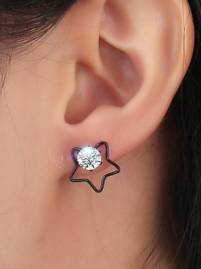Boucles d'oreilles à tige en titane zircon en forme d'étoile plaquées au pistolet noir frais