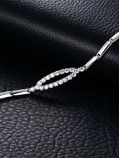 Exquisite High Polished Oval Shaped Zircon Bracelet