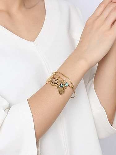 Personality Palm Shaped Turquoise Gold Plated Titanium Bangle