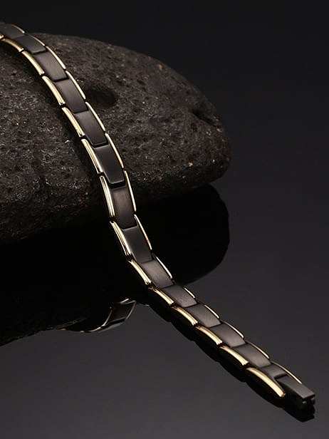 Exquisite Black Gun Plated Magnets Titanium Bracelet