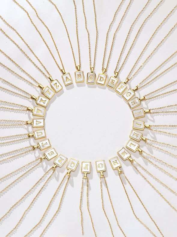 Quadratische minimalistische Halskette aus Titanstahl