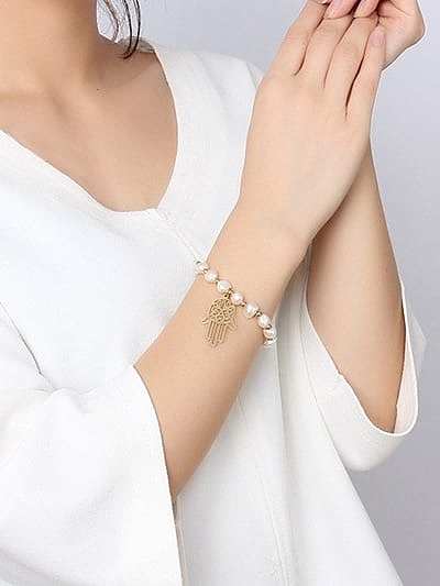 All-match Gold Plated Palm Shaped Freshwater Pearl Bracelet
