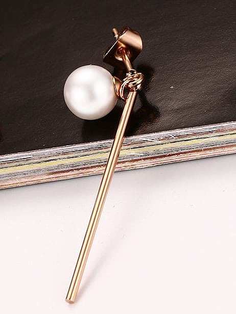 Elegantes aretes colgantes de titanio con perlas artificiales chapadas en oro rosa