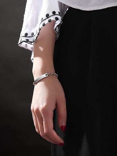 Fashionable Geometric Shaped Silver Plated Bracelet