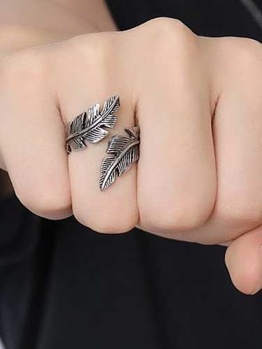 Stainless steel Feather Vintage Band Ring