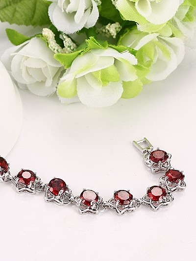 Elegant Red Star Shaped AAA Zircon Copper Bracelet