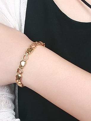 Stainless Steel With Gun Plated Simplistic Hollow Heart Bracelets