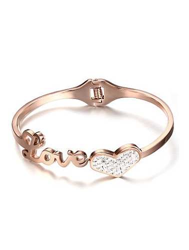 Exquisite Rose Gold Plated Heart Shaped Rhinestones Bangle