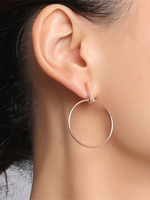 Fashion Rose Gold überzogene Titan-Tropfen-Ohrringe