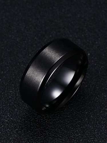 خاتم التيتانيوم مطلي باللون الأسود