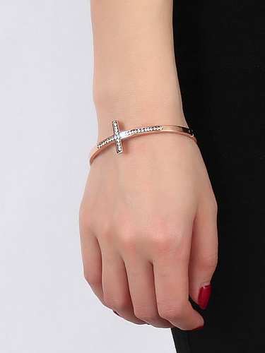 Elegant Rose Gold Plated Cross Shaped Rhinestone Bangle