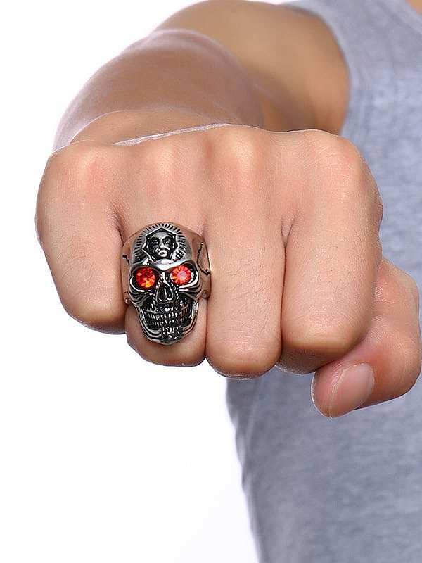 Exquisite Red Rhinestones Skull Shaped Titanium Ring