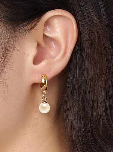 Messing Nachahmung Perle geometrische minimalistische Huggie Ohrring