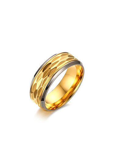 خاتم فاخر مطلي بالذهب بتصميم هندسي من التيتانيوم