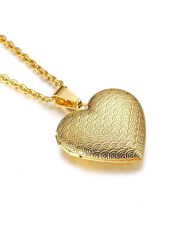 Colliers en acier inoxydable avec cœur simpliste plaqué or
