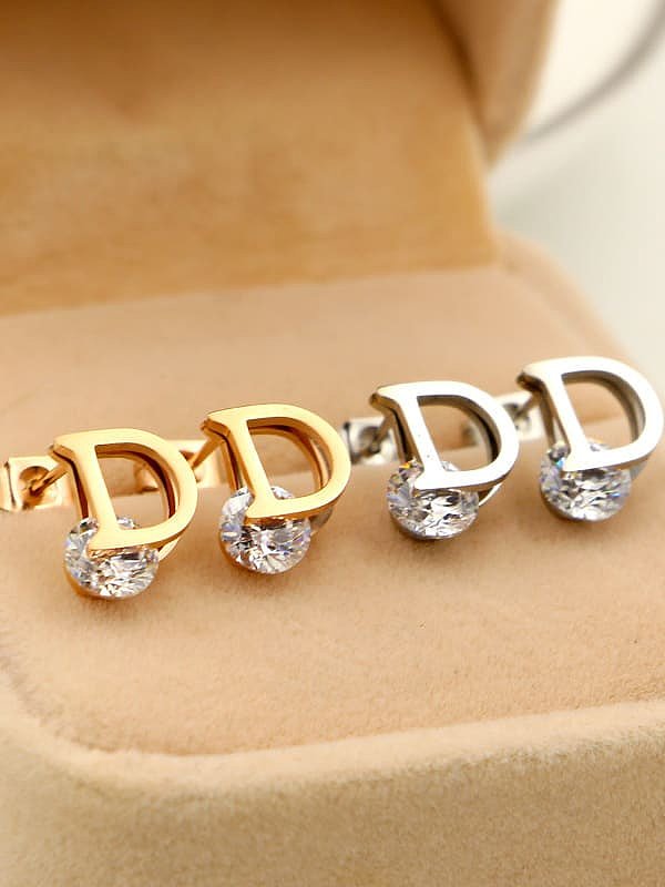 Aretes de corchete delicados con letras de diamantes de imitación de titanio