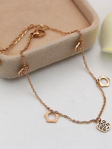 Tobillera delicada con rosario de titanio