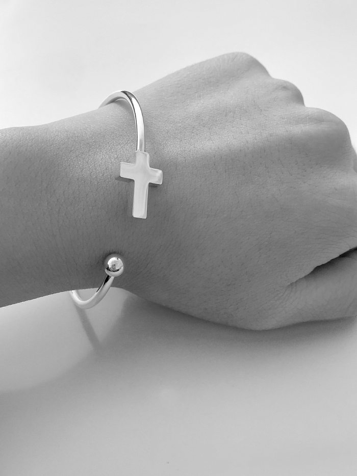 Copper With 18k Gold Plated Fashion Cross Bangles