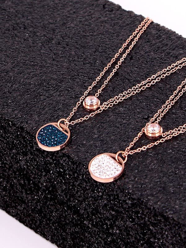 Collier délicat géométrique en titane et zircon cubique