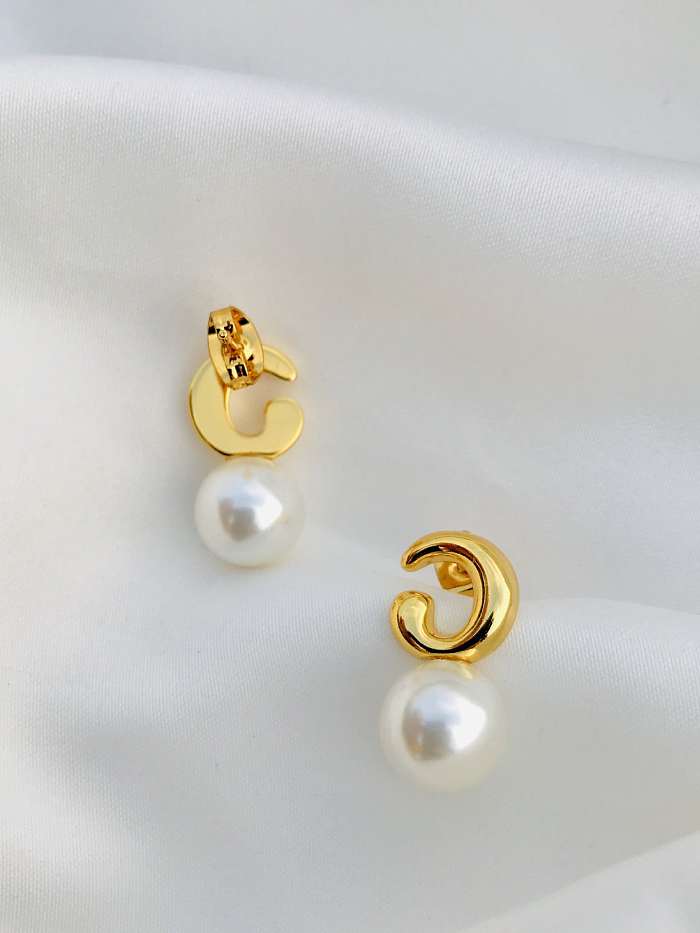 Boucles d'Oreilles Rondes Minimalistes Blanches en Perle d'Imitation Cuivre