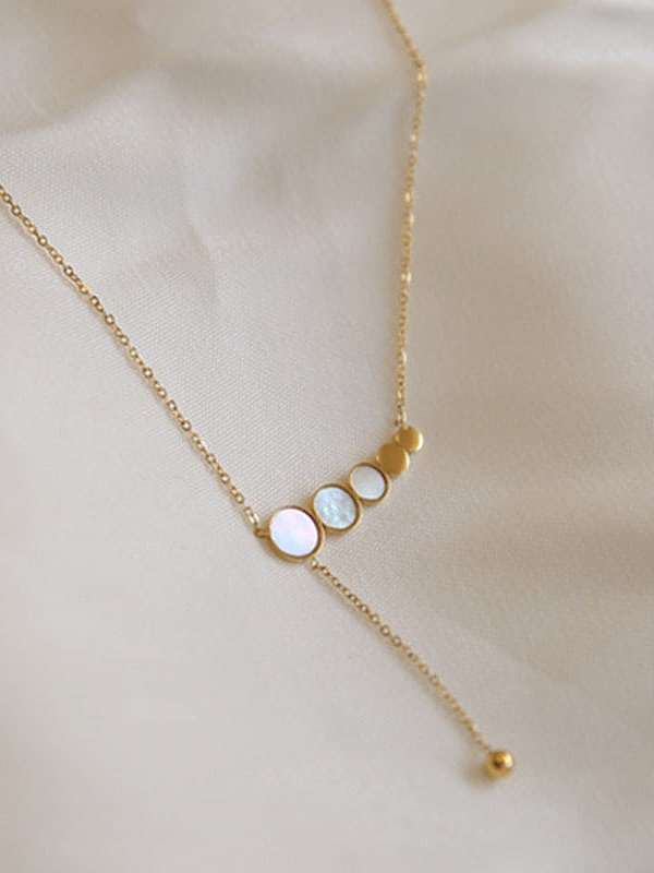 Runde, minimalistische Quasten-Halskette aus Titanstahl
