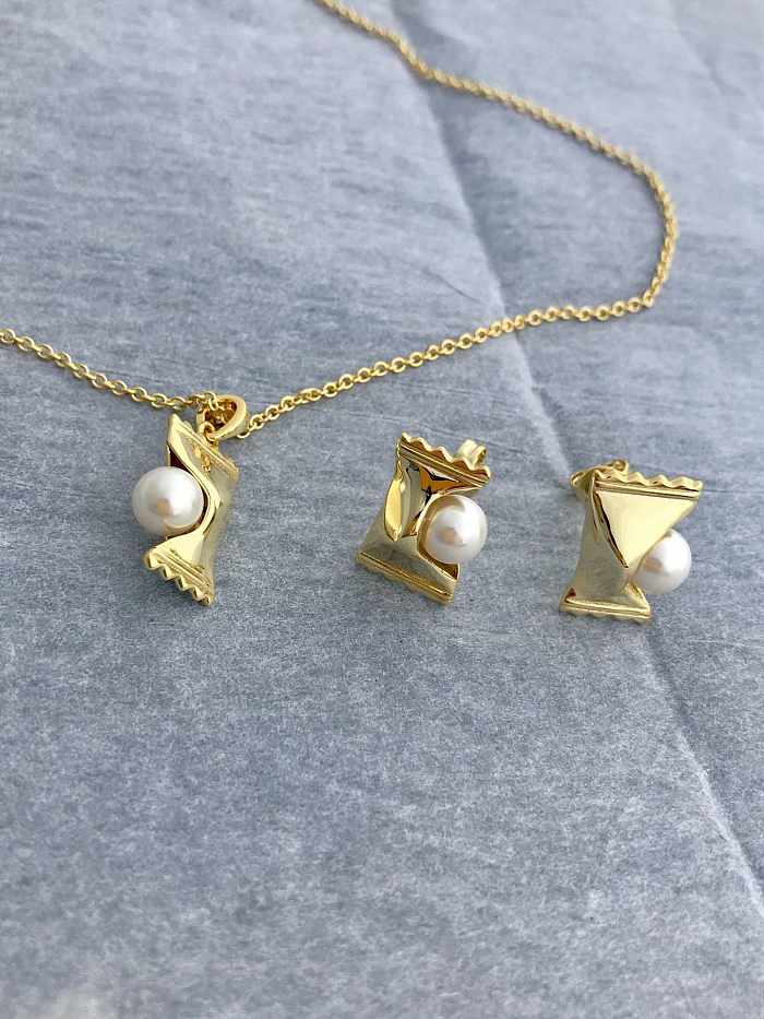 Copper Imitation Pearl White Necklace