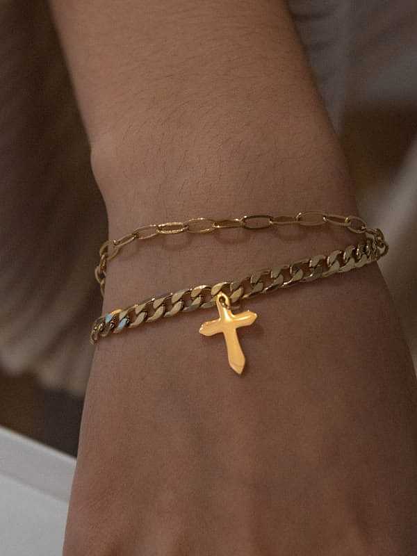 Bracelet à maillons vintage en croix en acier inoxydable