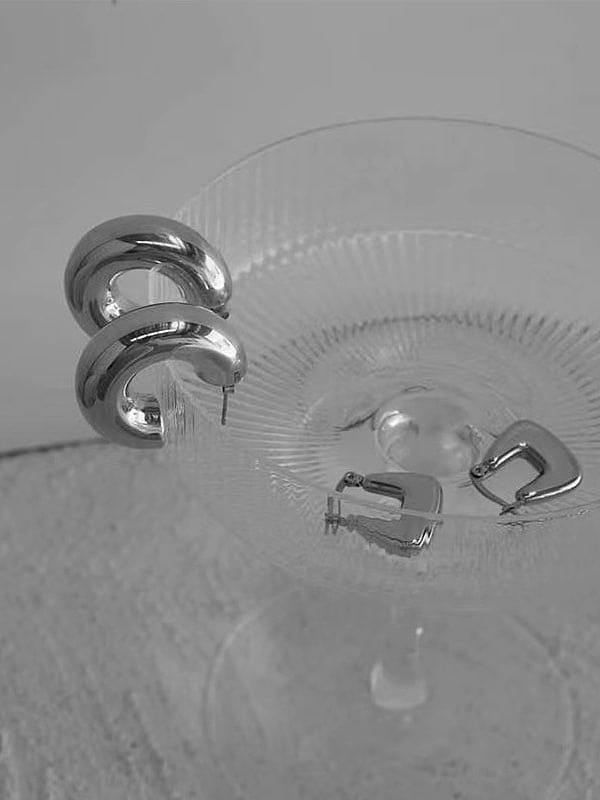 Titan Stahl glatte geometrische minimalistische Ohrstecker
