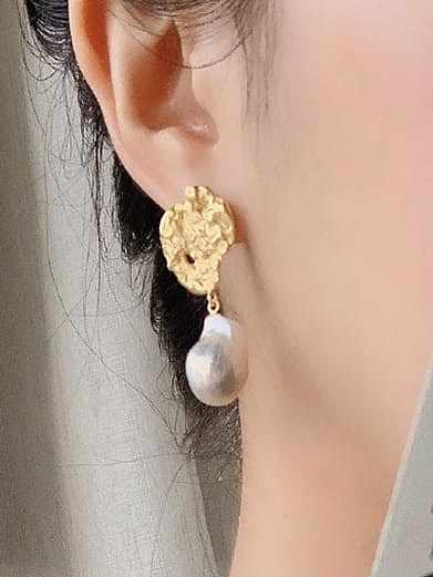 Brass Imitation Pearl Star moon Minimalist Drop Earring